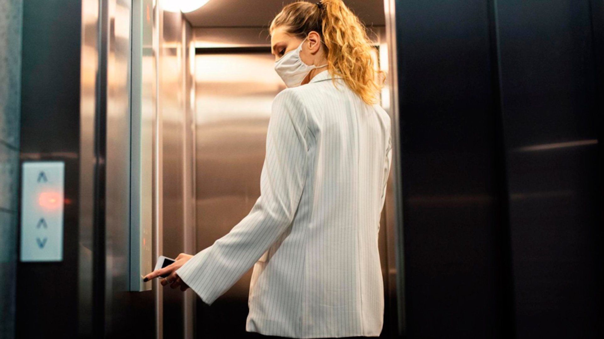 Por qué deberías cambiar tu ascensor antiguo por uno nuevo