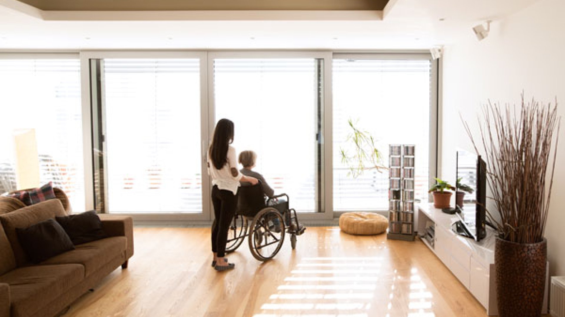 Convierte tu vivienda en un espacio accesible con una silla salvaescaleras