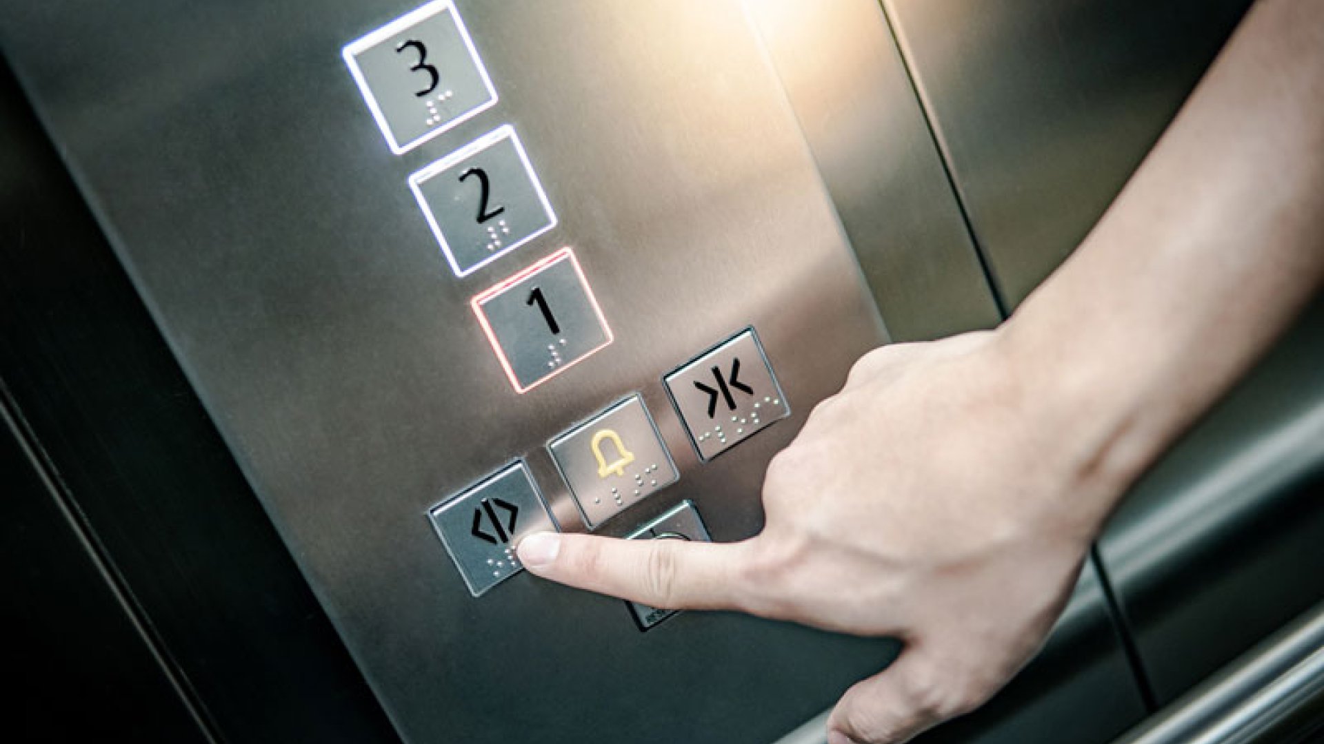 ¿Cuáles son los sistemas de seguridad de los ascensores?