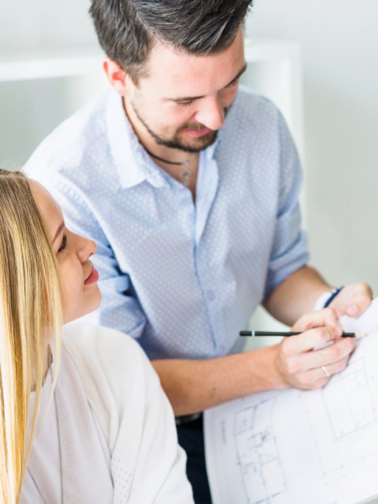 ESTUDIOS Y PROYECTOS